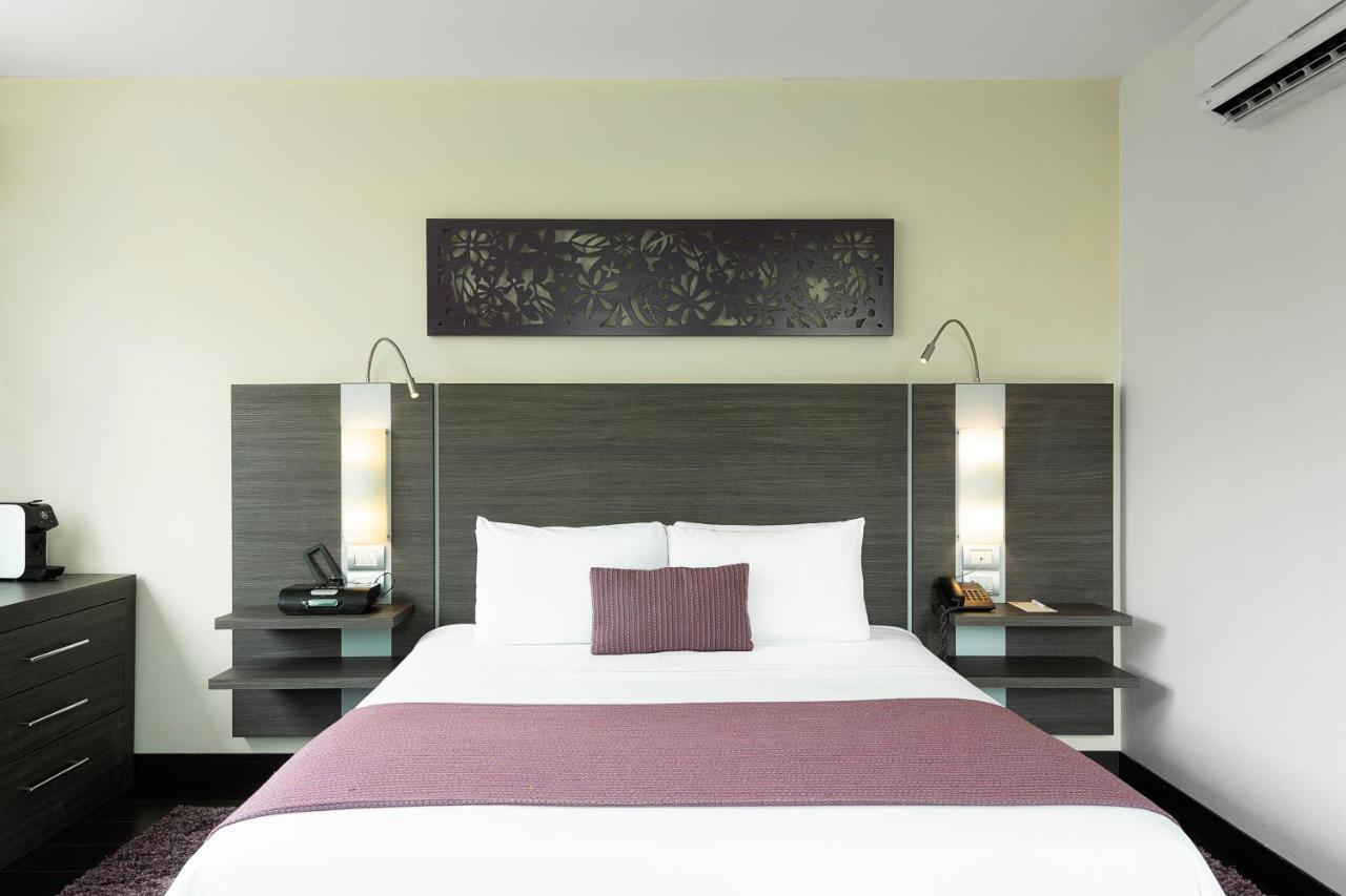 Hotel Bh El Poblado Medellín Zewnętrze zdjęcie