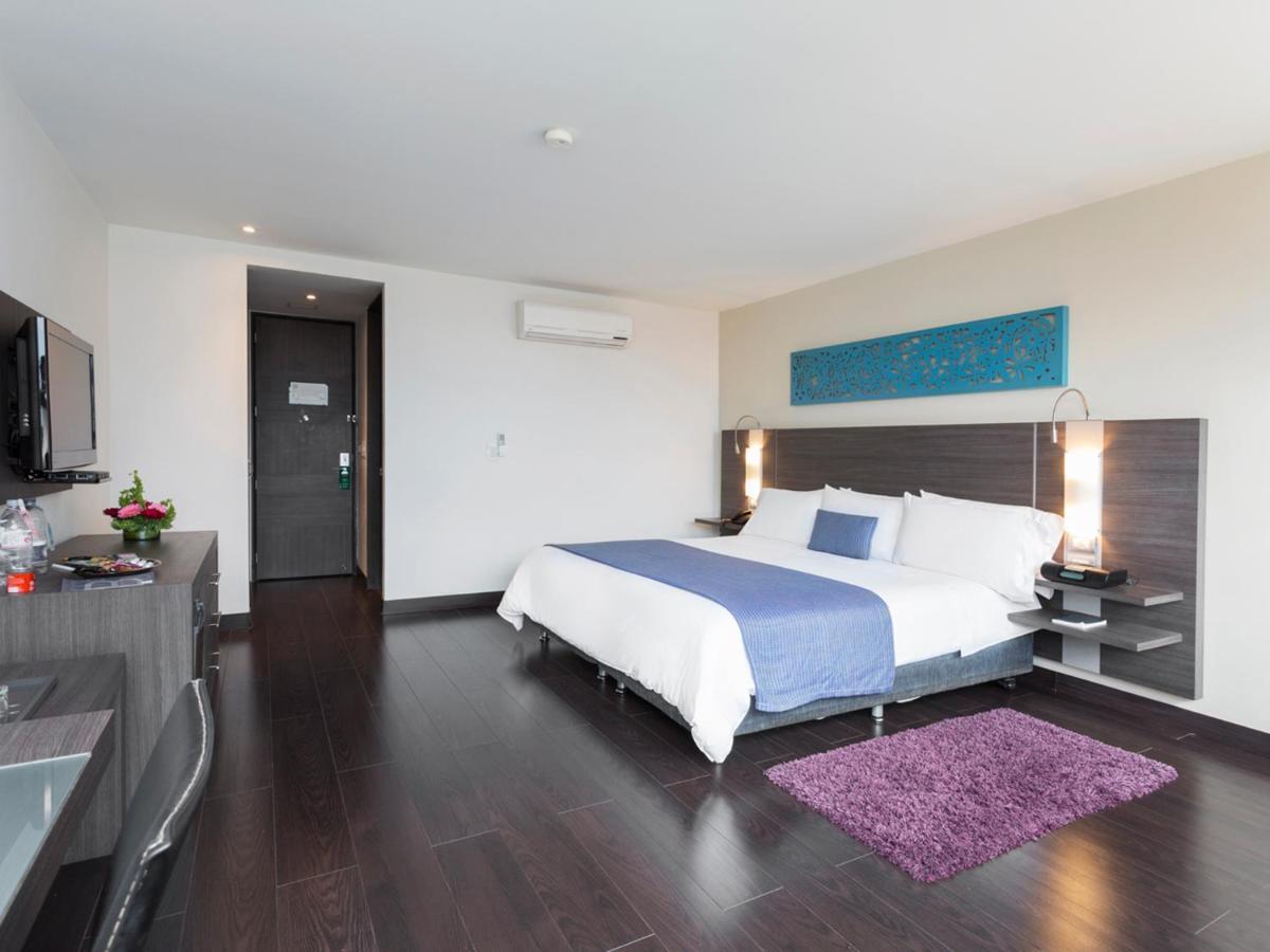 Hotel Bh El Poblado Medellín Zewnętrze zdjęcie