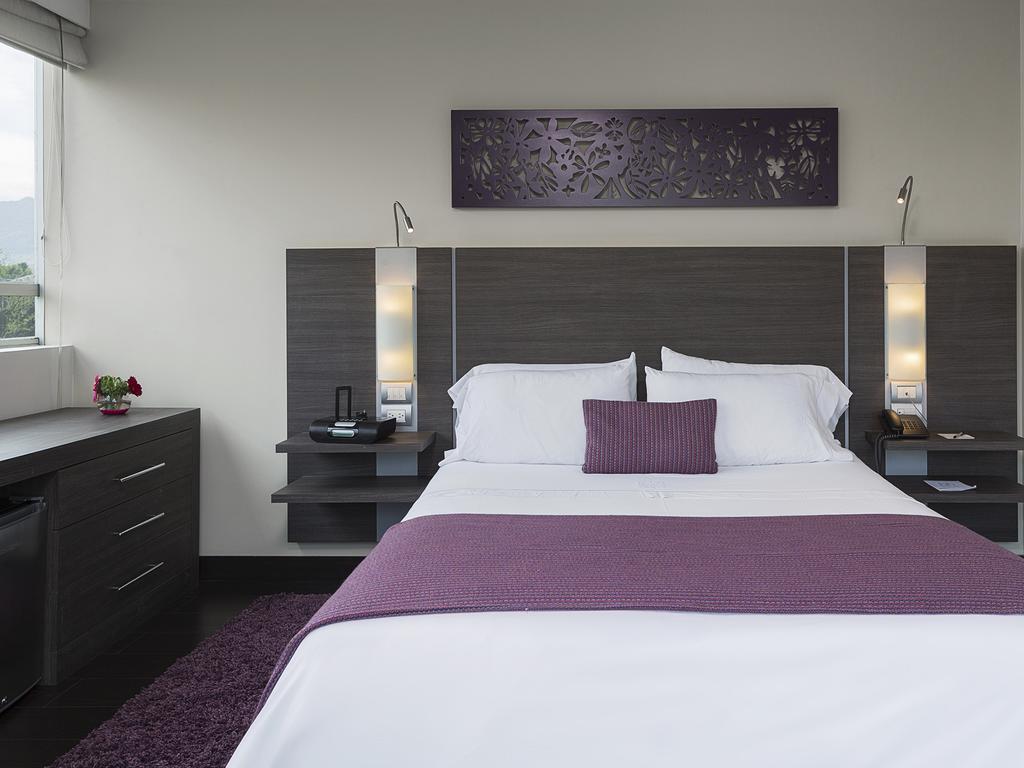 Hotel Bh El Poblado Medellín Zewnętrze zdjęcie
